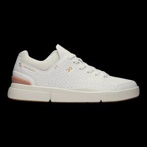 On Cloud The Roger Centre Court White/Woodrose Women's Size 9 - New!!!